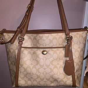 Coach Shoulder Bag